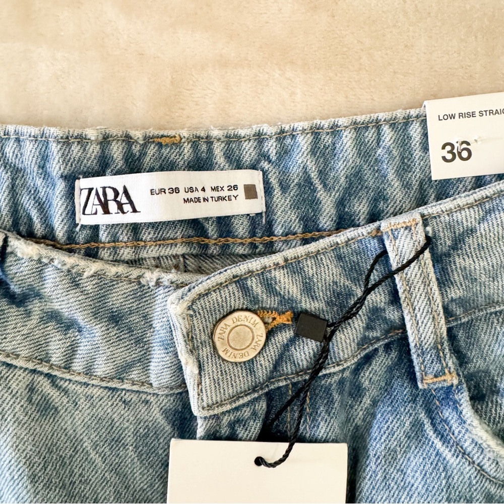 Low Rise Straight‎ Leg Ripped Jeans Size 4 - Picture 7 of 9